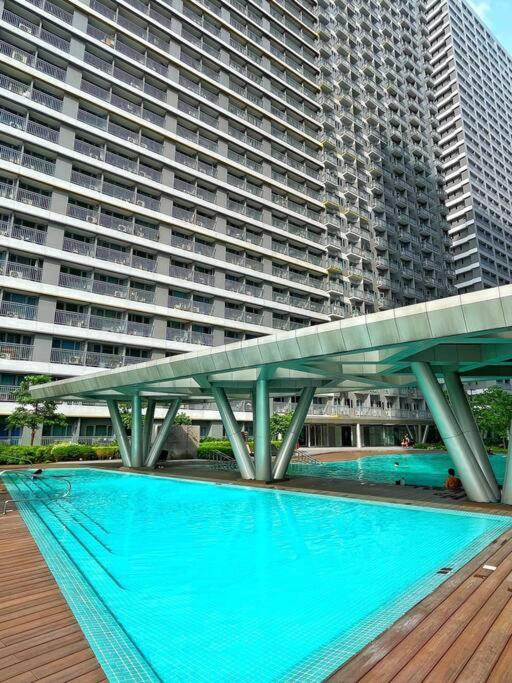 Balay Mulano At Fame Residences Mandaluyong City L With Balcony Pool View L 200Mbps Wifi Manila Exterior photo